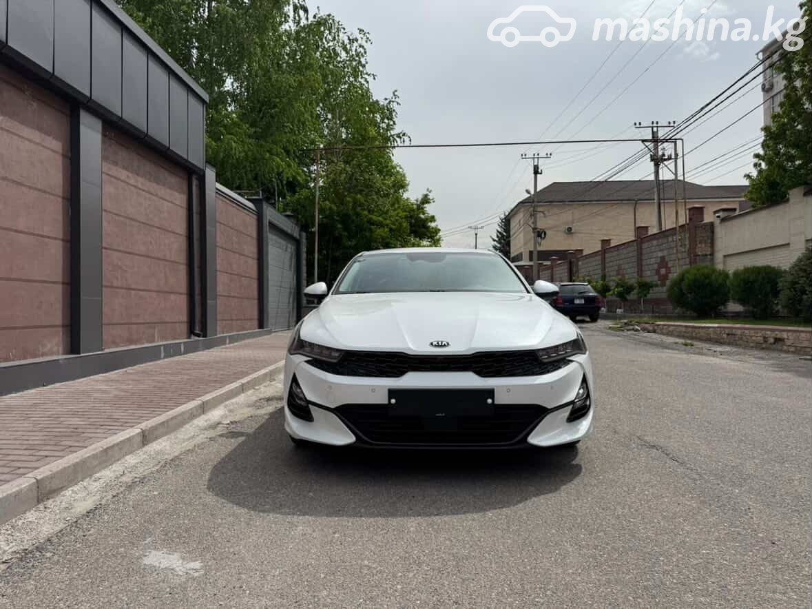 Kia K5 III