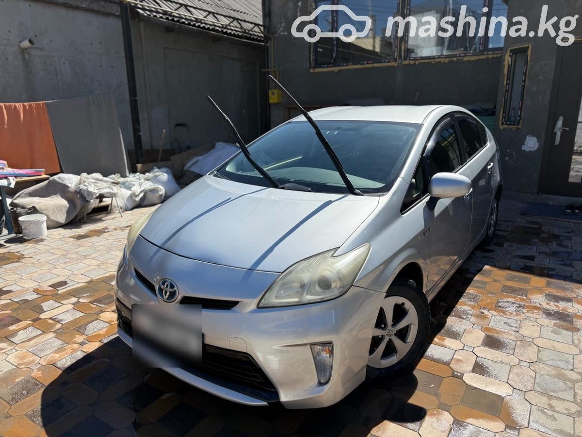 Toyota Prius III Рестайлинг (XW30)