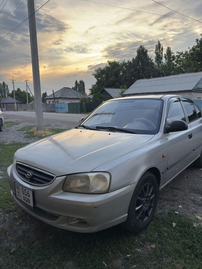 Hyundai Accent