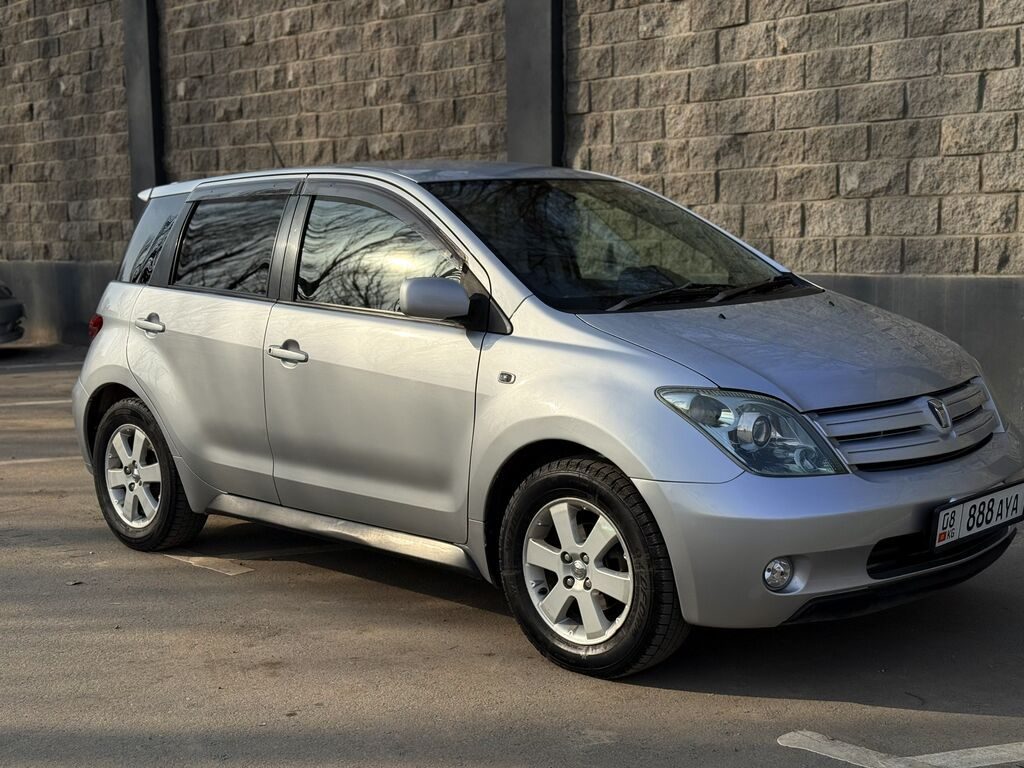 Toyota Ist