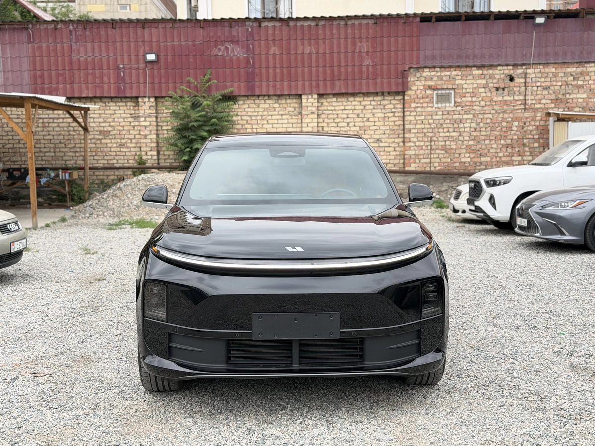 LiXiang L6 2025