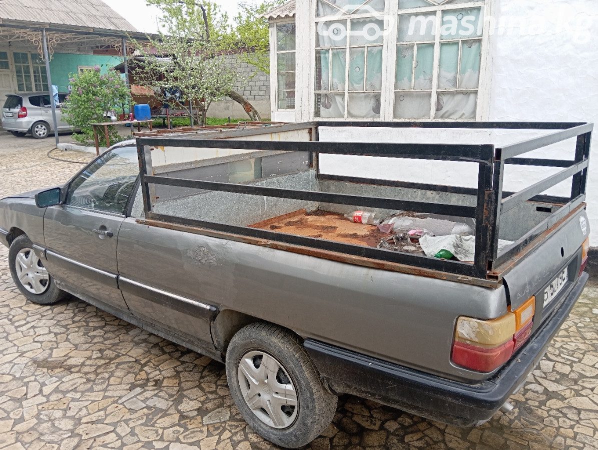 Audi 100 IV (C4)