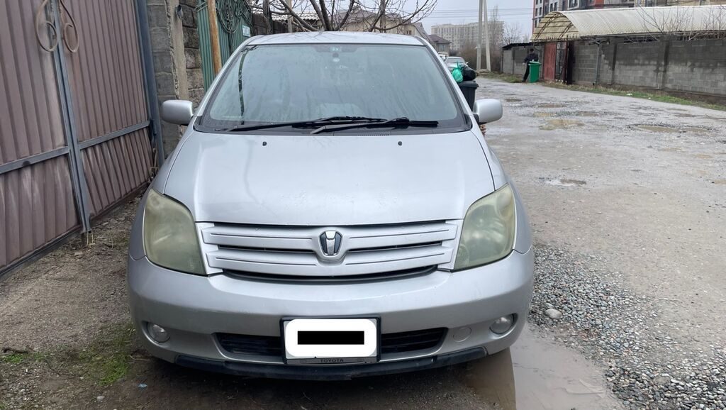 Toyota Ist