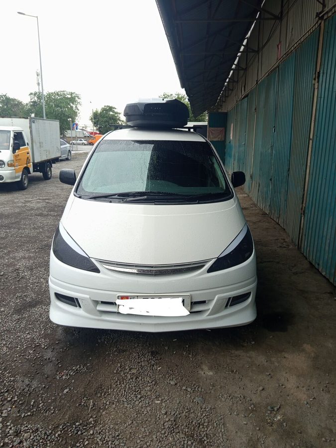 Toyota Estima