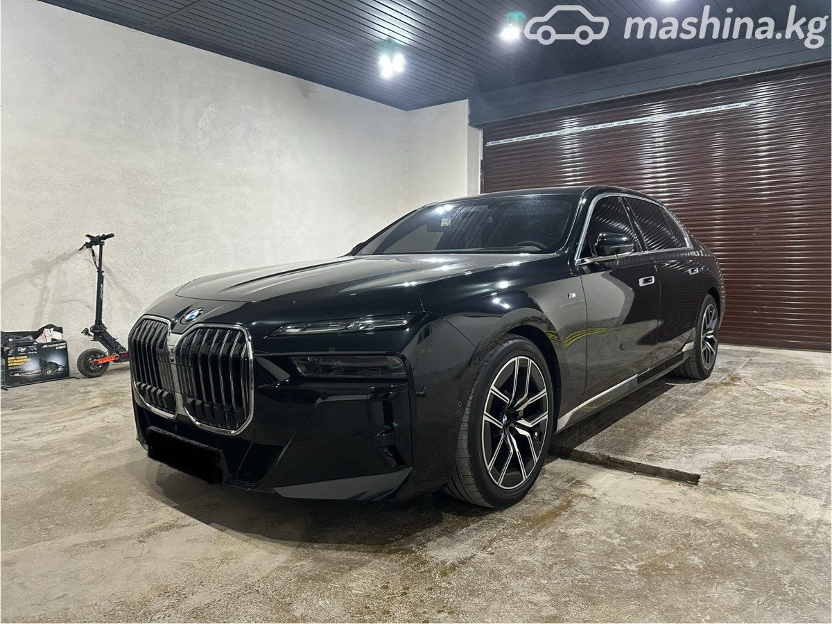 BMW 7 серии VII (G70)