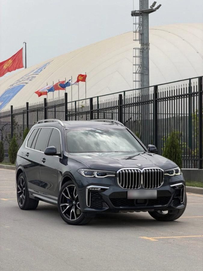 BMW X7 I (G07)