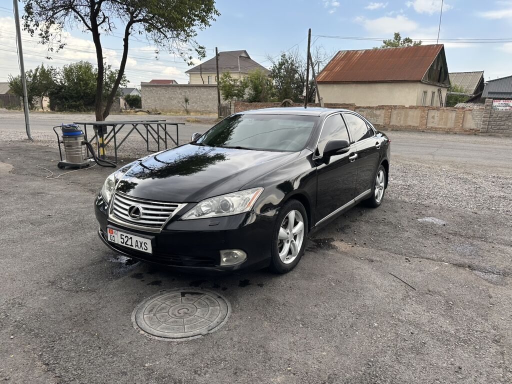 Lexus ES