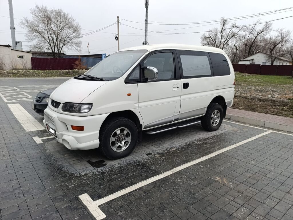 Mitsubishi Delica