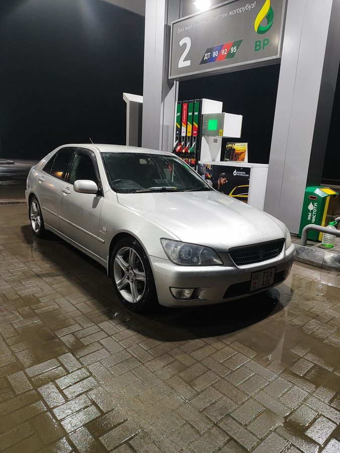 Toyota Altezza