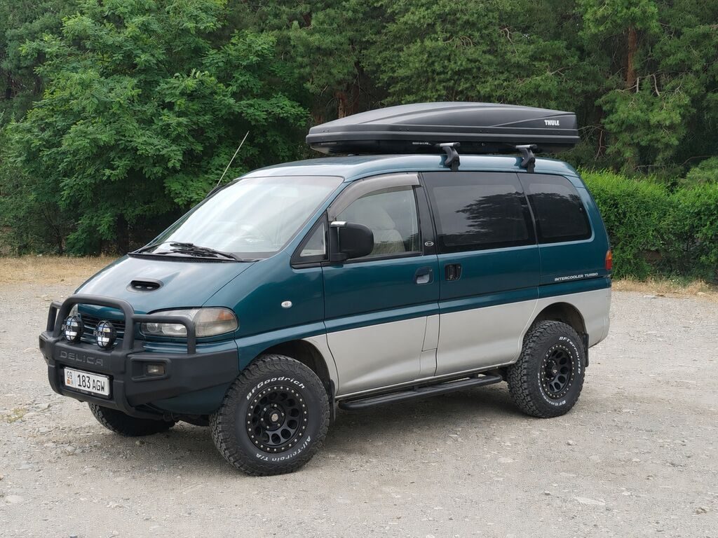 Mitsubishi Delica
