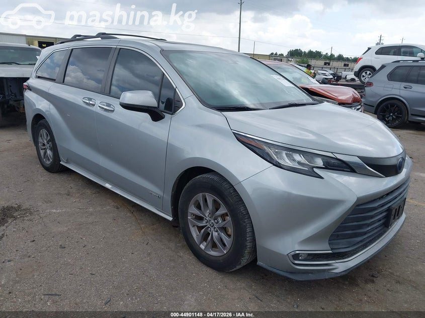 Toyota Sienna IV