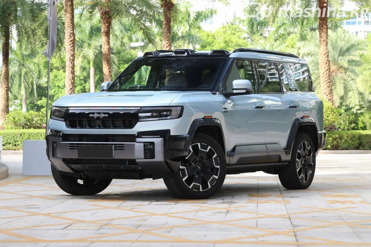 BYD FangChengBao Leopard 8