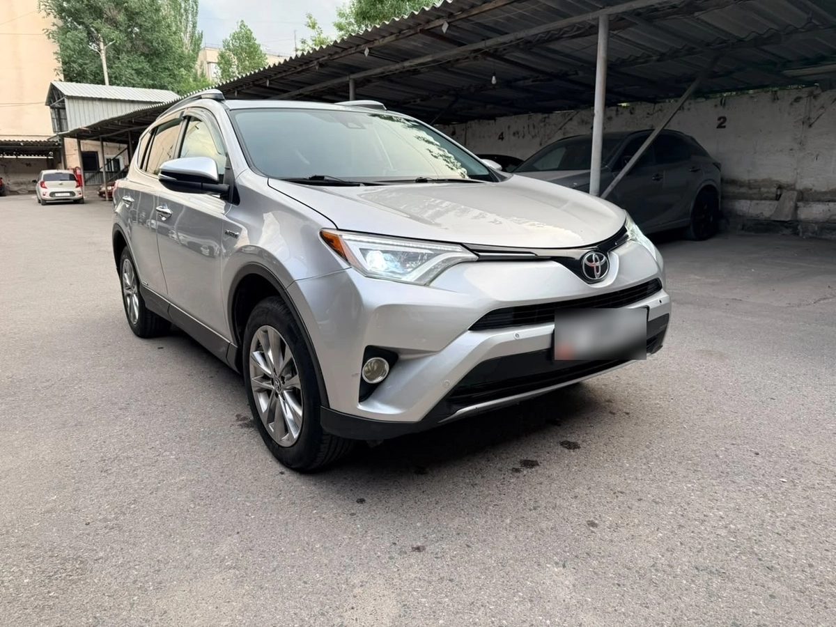 Toyota RAV4 IV (XA40) Рестайлинг 2015