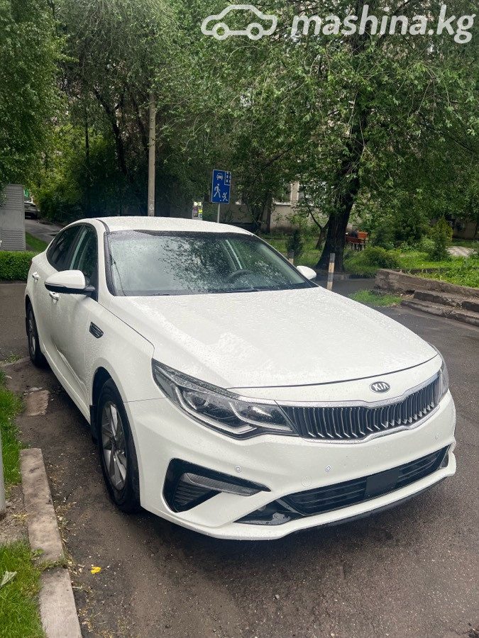 Kia K5 III