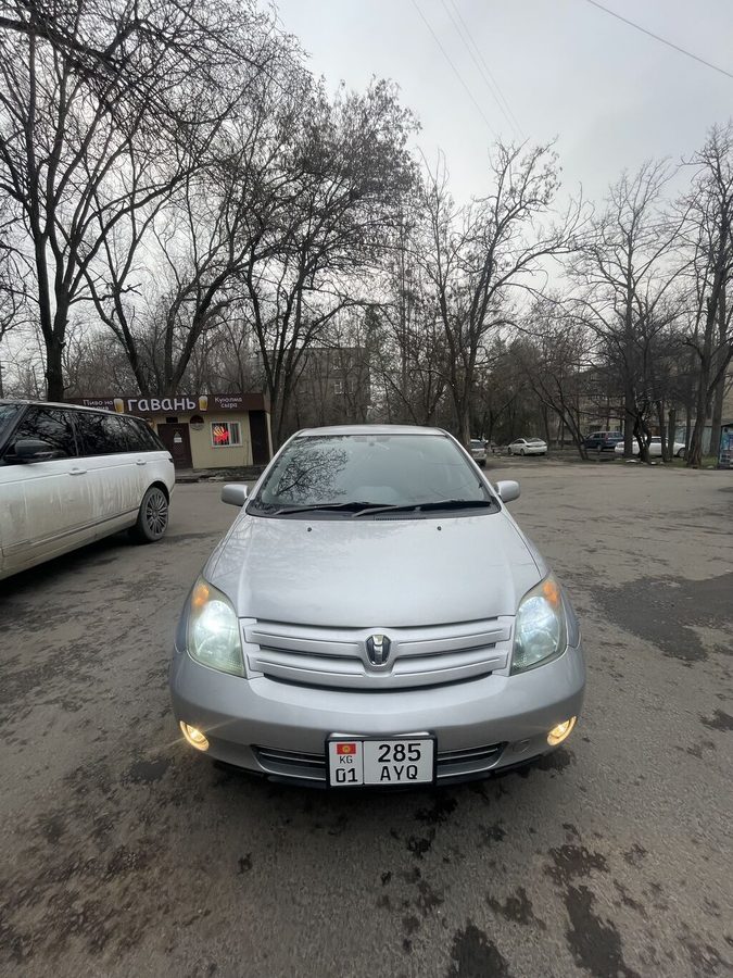 Toyota Ist