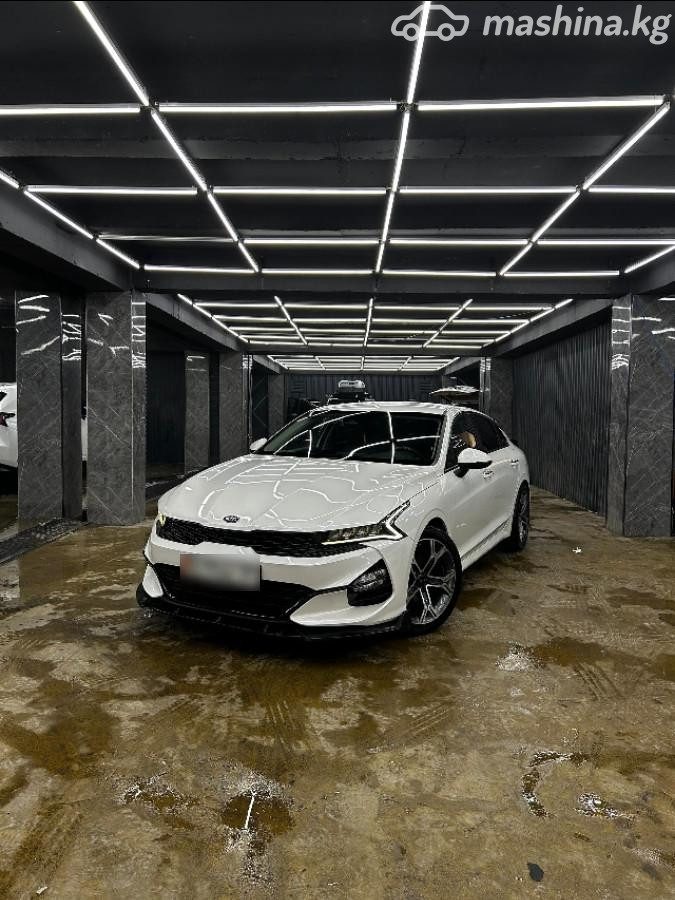 Kia K5 III