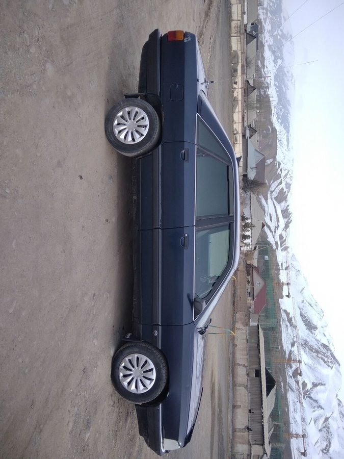 Audi 100