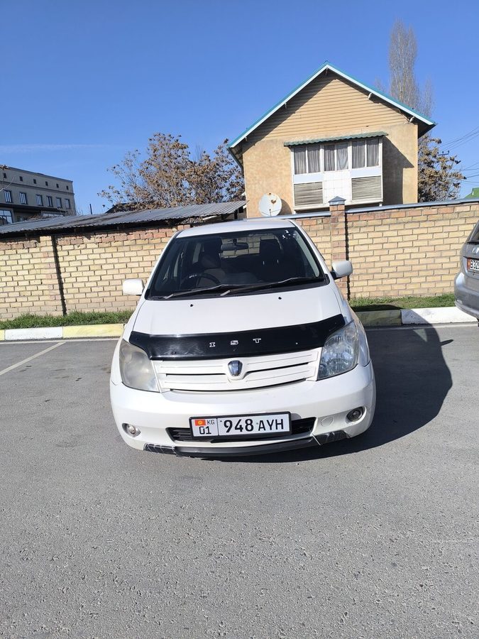 Toyota Ist