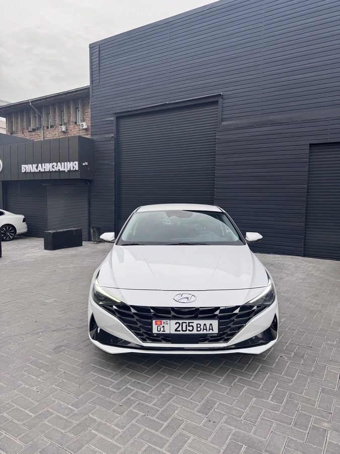 Hyundai Avante VII 2020