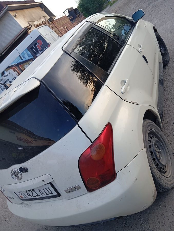 Toyota Ist