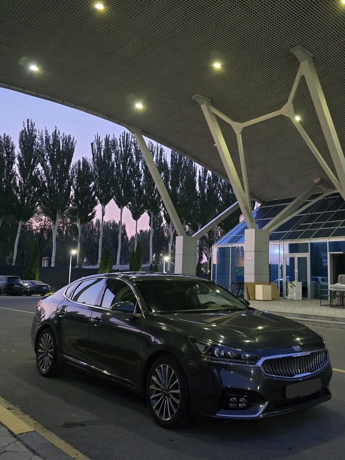 Kia Cadenza