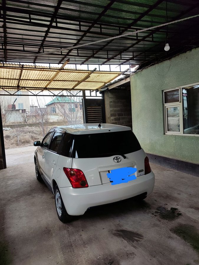 Toyota Ist