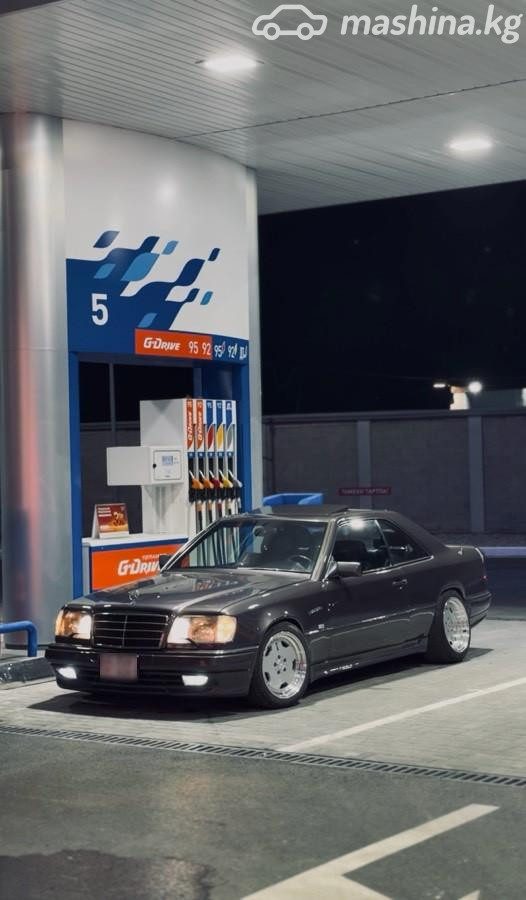 Mercedes-Benz W124