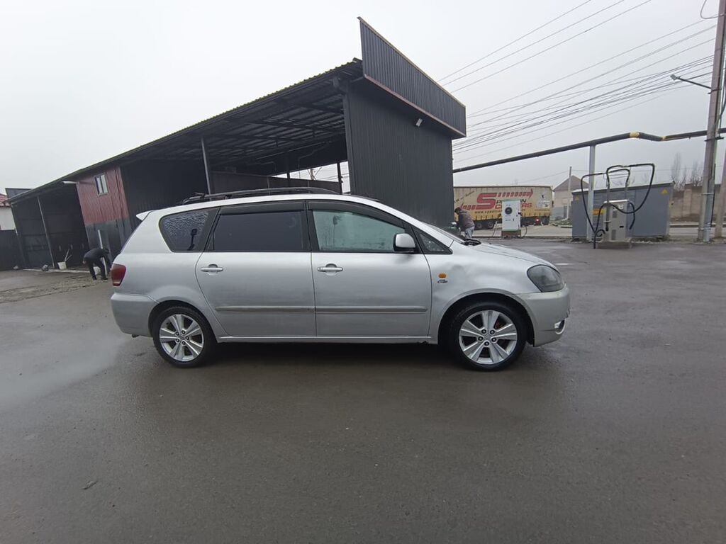 Toyota Ipsum