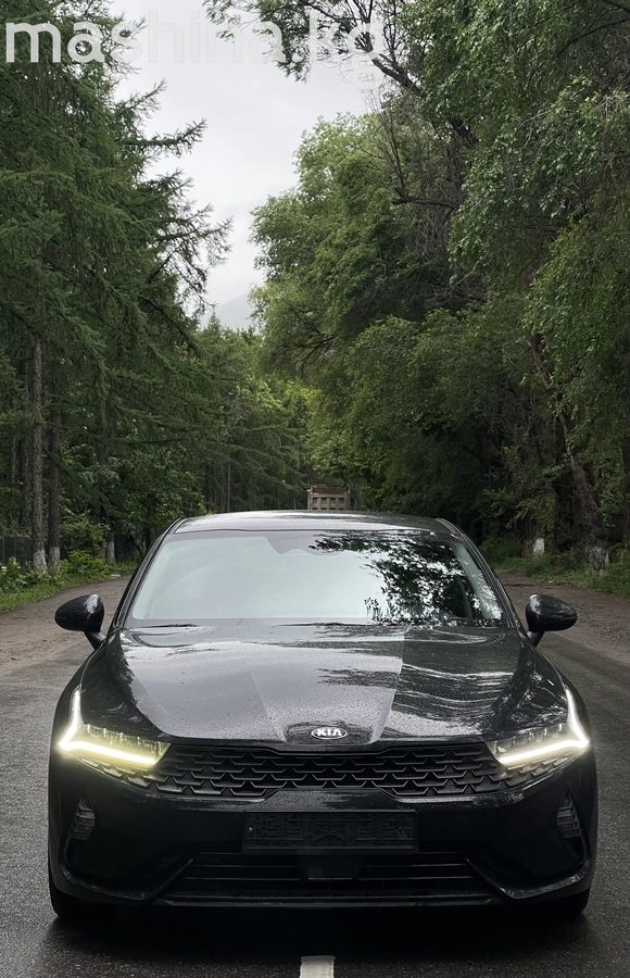 Kia K5 III 2020