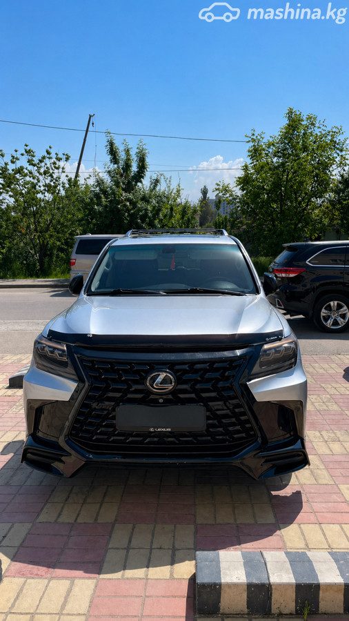 Lexus LX