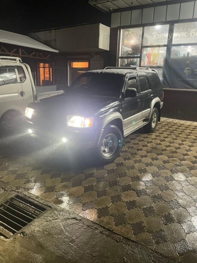 Toyota Hilux Surf