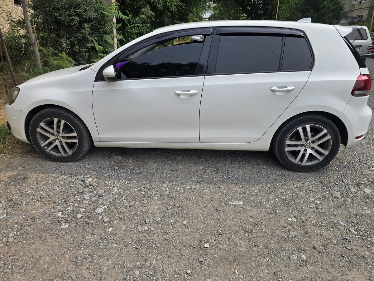 Volkswagen Golf VI 2012