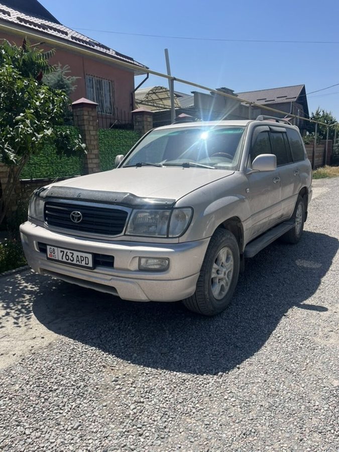 Toyota Land Cruiser