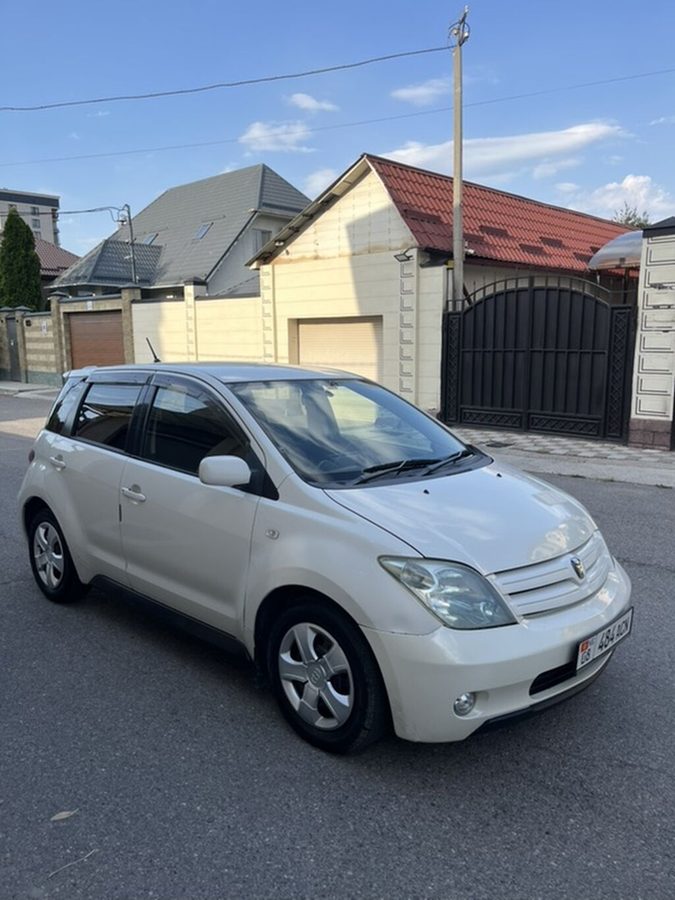Toyota Ist