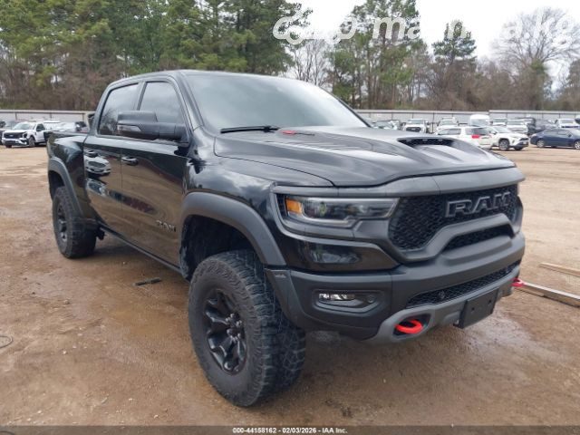 RAM 1500 V