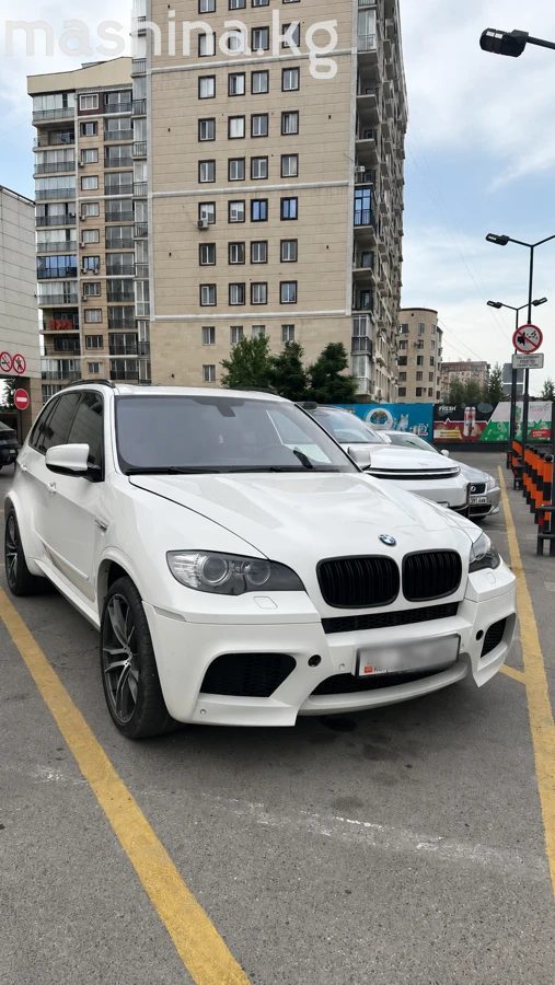 BMW X5 M I (E70) 2009
