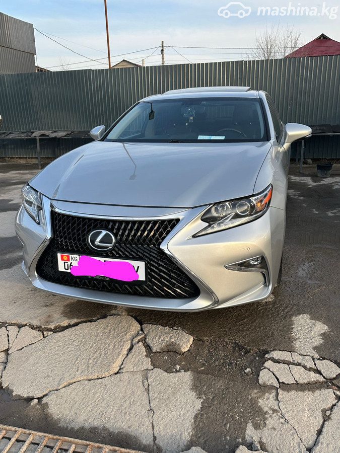Lexus ES