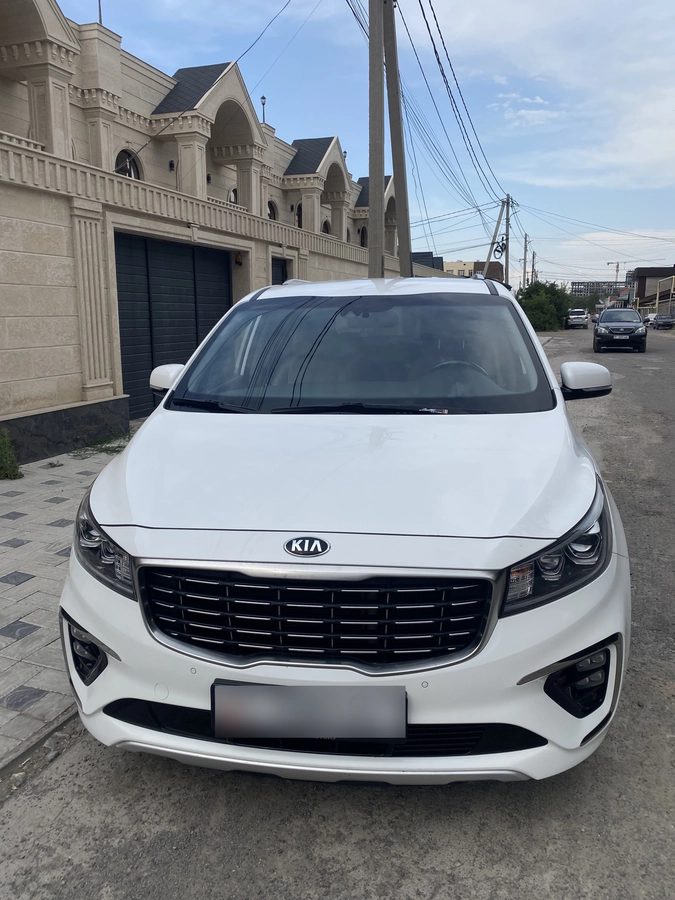 Kia Carnival III 2019