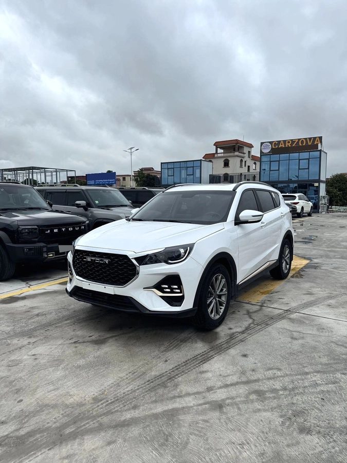 Jetour X70M 2025