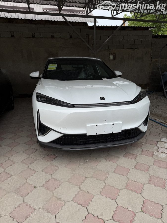 DongFeng Aeolus E70