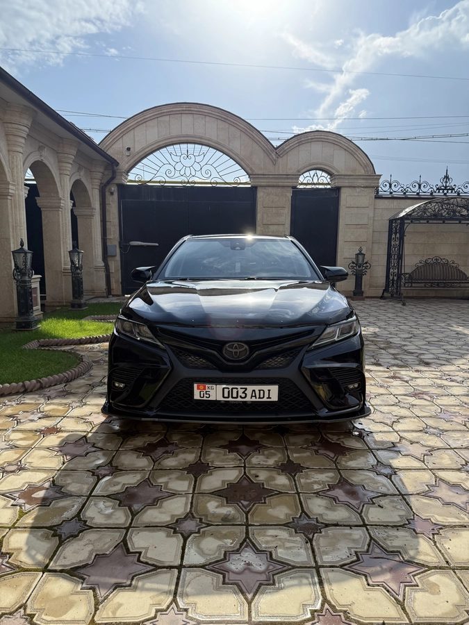 Toyota Camry VIII (XV70) 2017