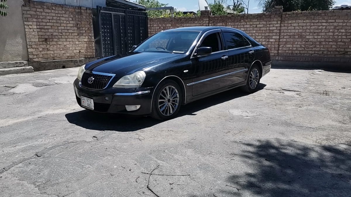 Toyota Crown Majesta IV (S180) 2006