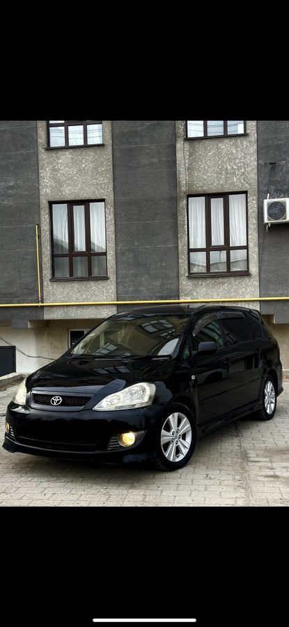 Toyota Ipsum
