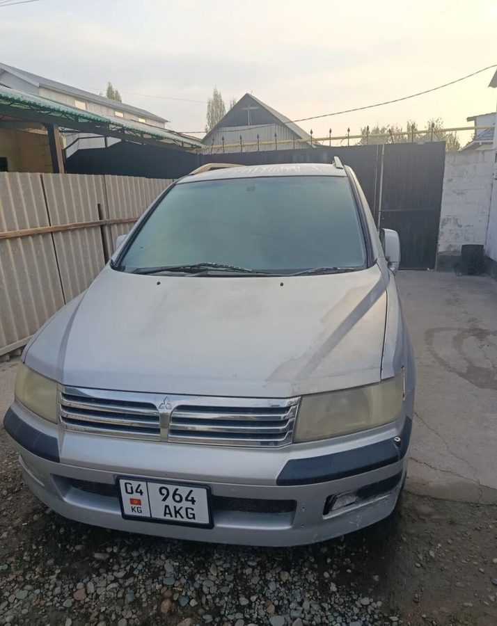 Mitsubishi Chariot