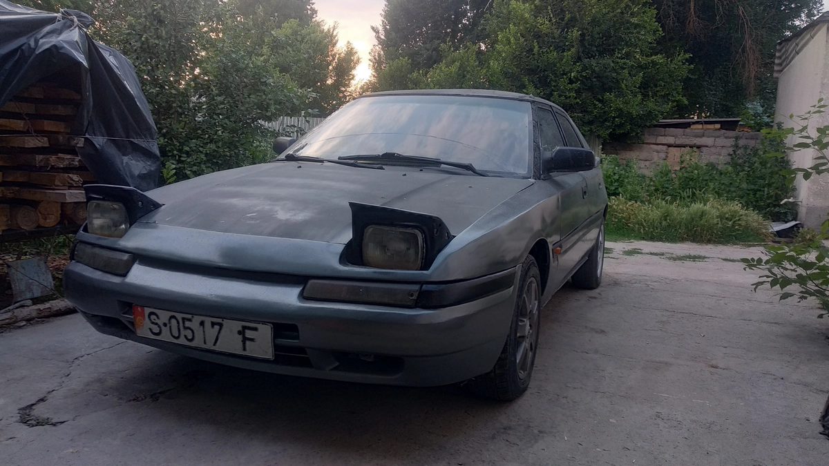 Mazda 323 IV (BG) 1989