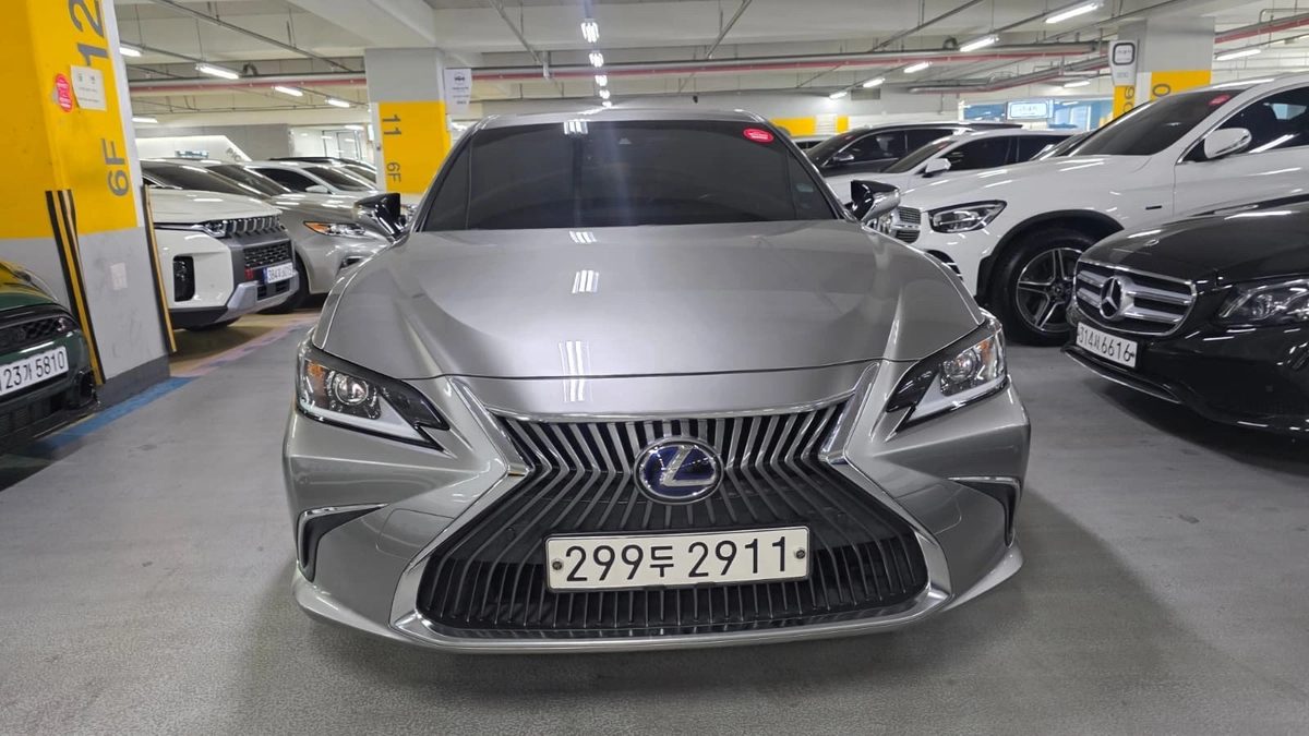 Lexus ES VII 2020