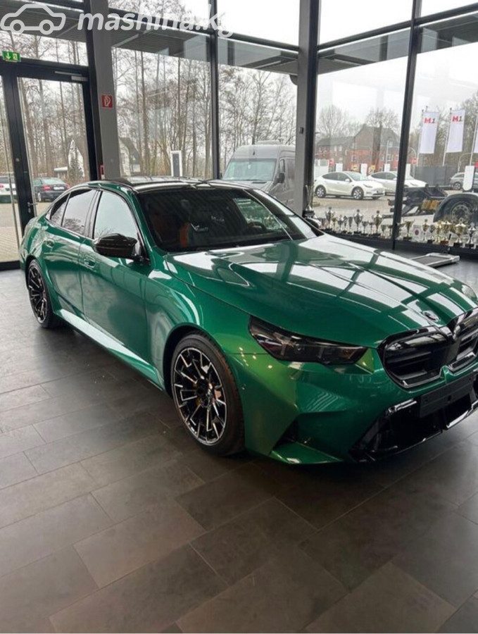 BMW M5 VII (G90)
