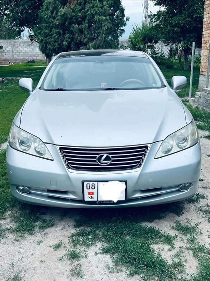 Lexus ES