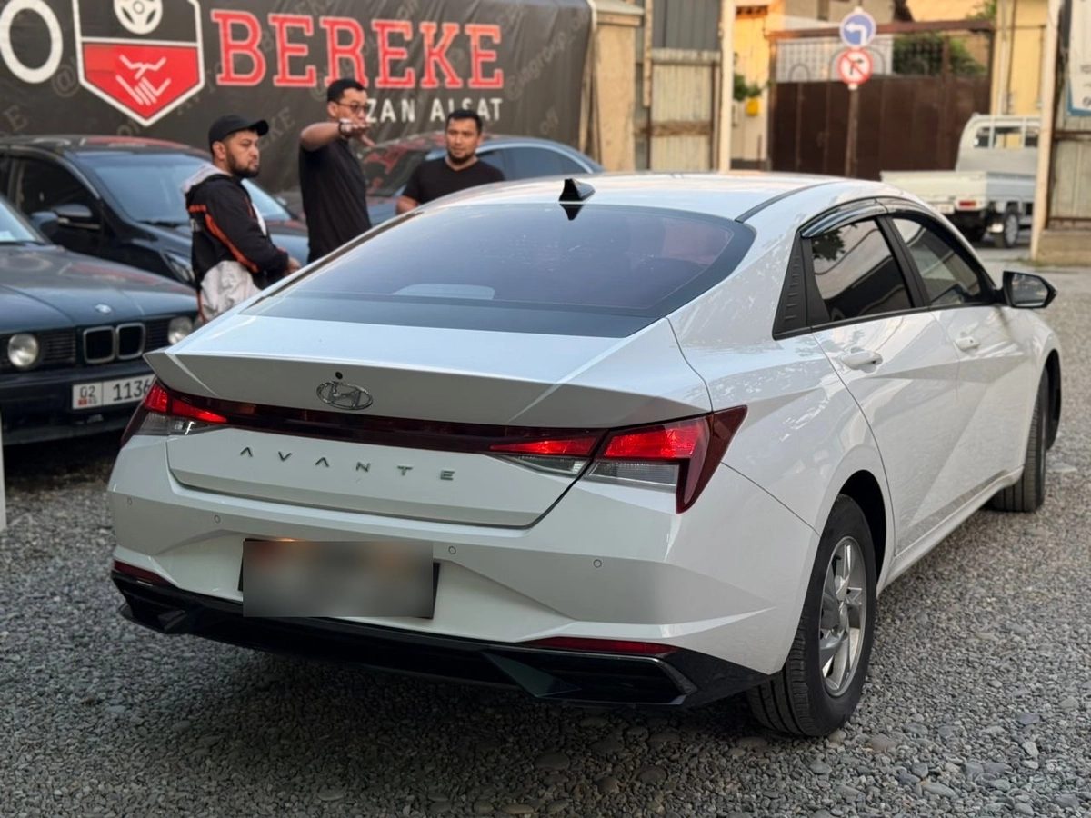 Hyundai Avante VII 2020