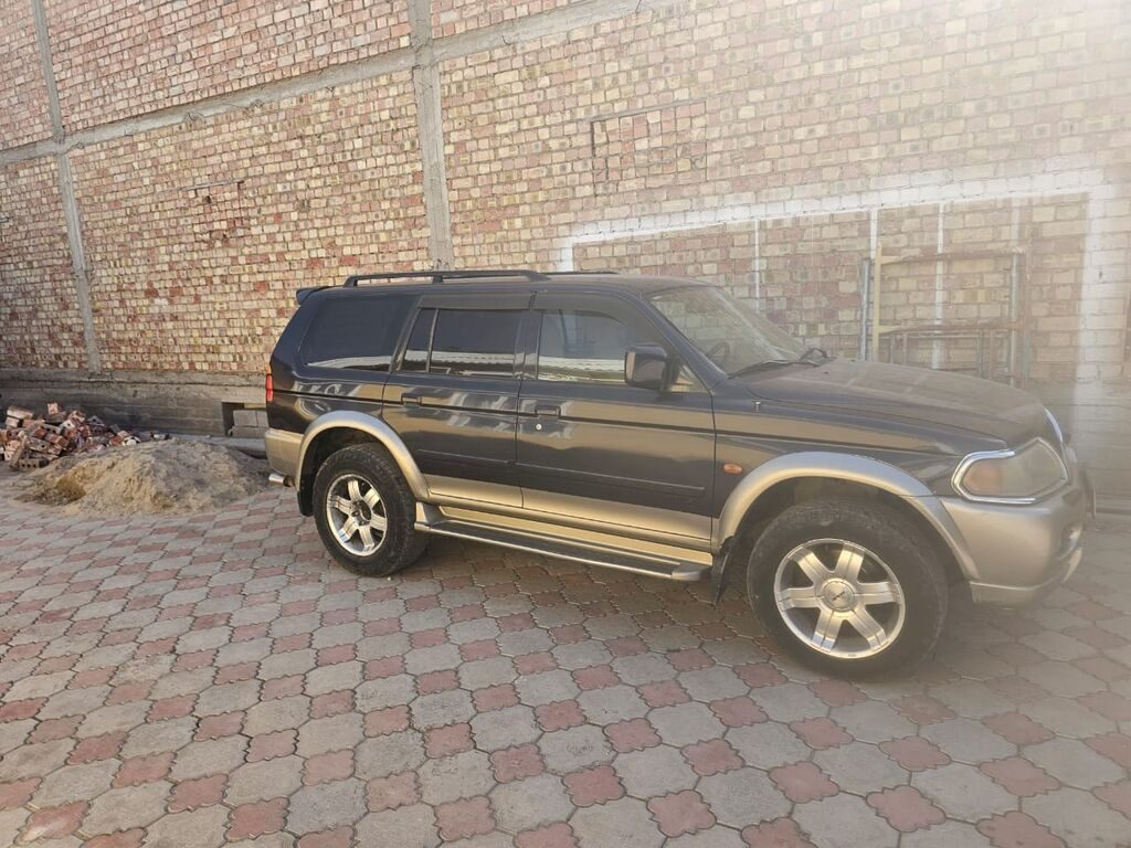 Mitsubishi Montero Sport